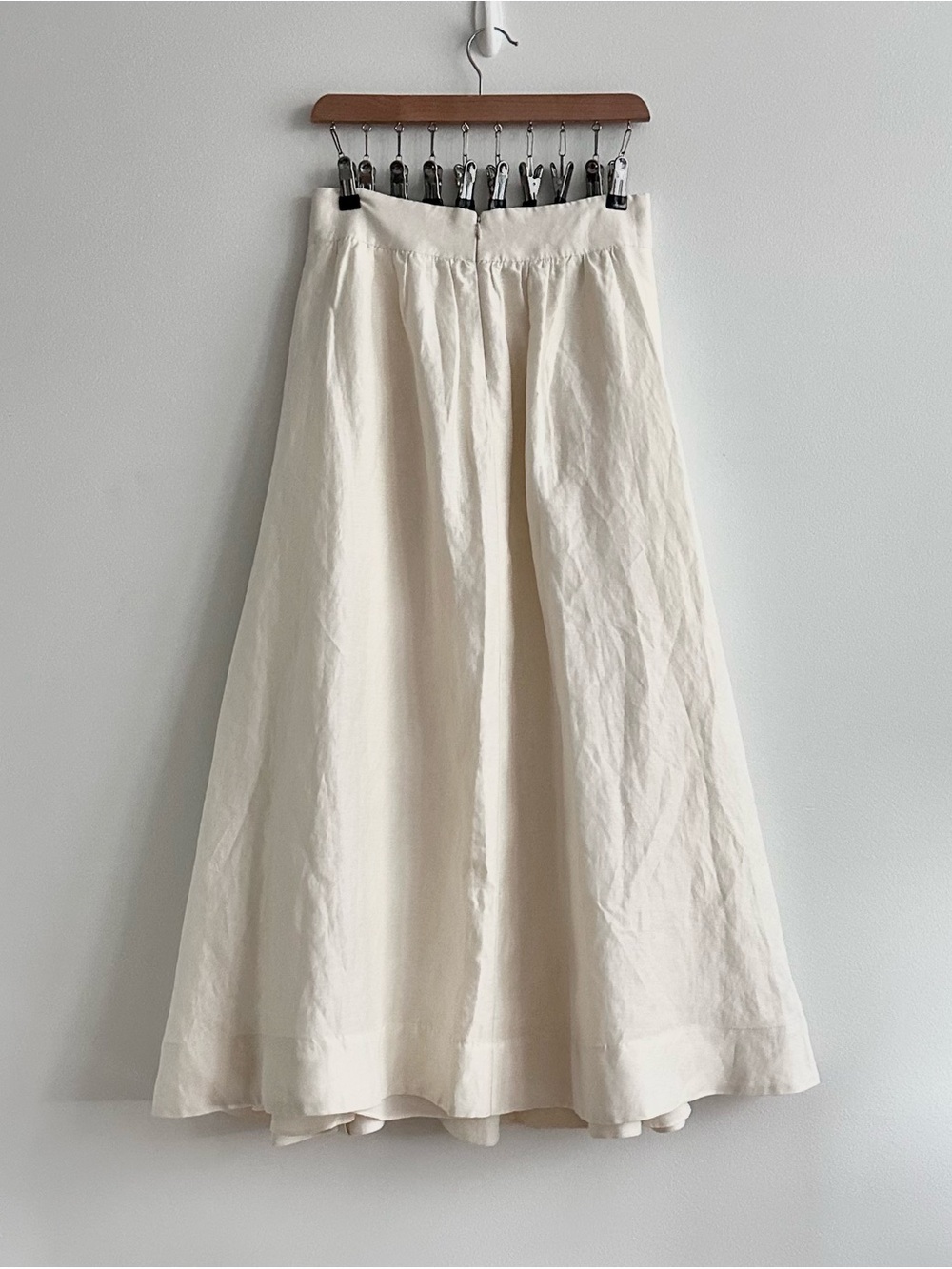 Sézane Editions Sophie Cream Linen Blend Pleated Midi Skirt - Picture 2 of 4